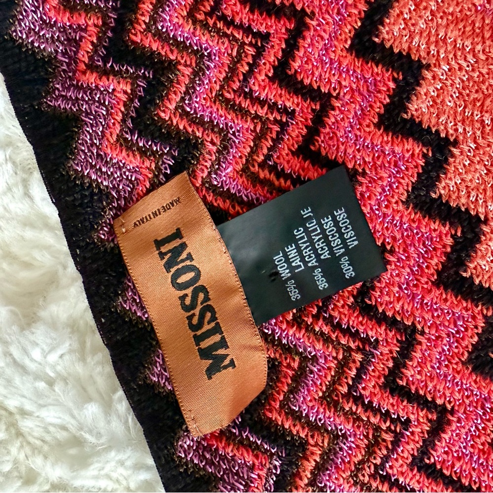 NEW Missoni Wool Blend Zigzag Large Scarf Shawl - Picture 8 of 10